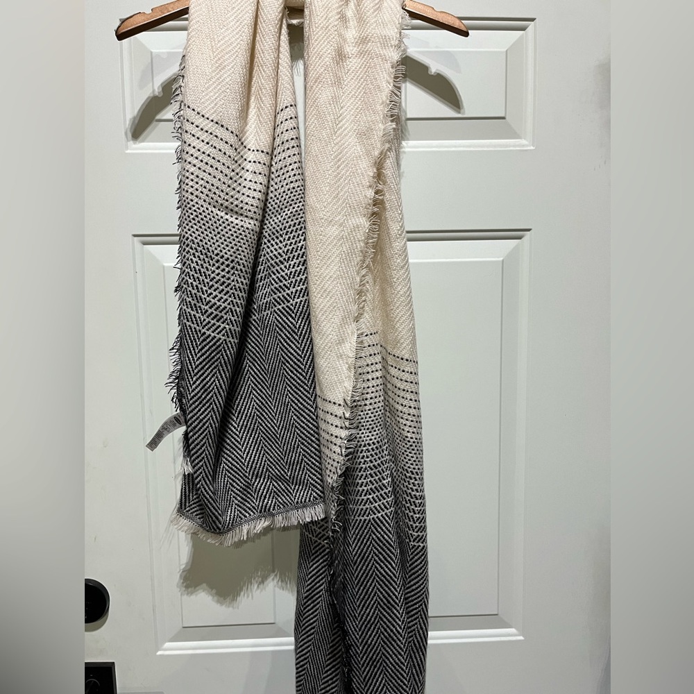FREE!!! Old Navy with care tag attached, scarf. Add to bundle and get discount
